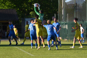 UFC Siezenheim : SV Anthering